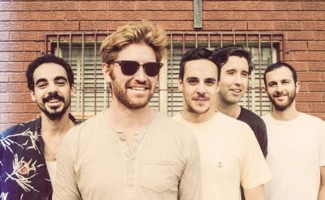 Rolling Blackouts Coastal Fever